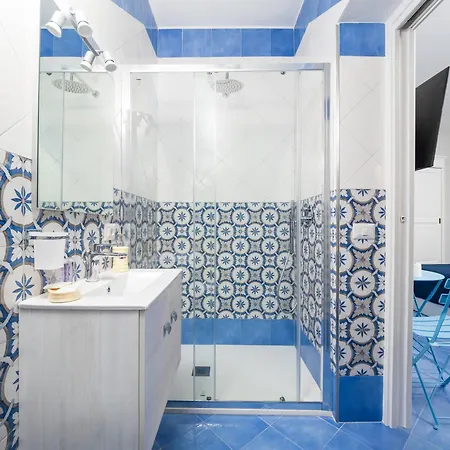 بيت للعطل Casa Alessandra - De Vivo Realty *