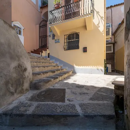 Casa Alessandra - De Vivo Realty