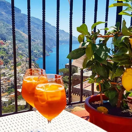 Casa Alessandra - De Vivo Realty Vakantiehuis *